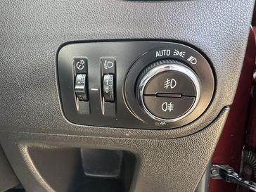 Vauxhall Crossland X