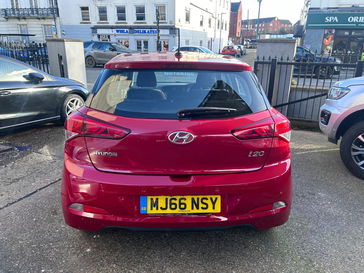 Hyundai I20