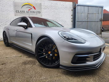 Porsche Panamera Blackburn