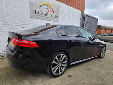 Jaguar Xe