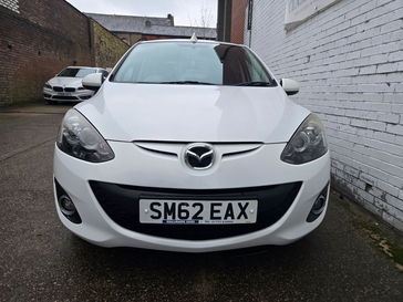 Mazda Mazda2