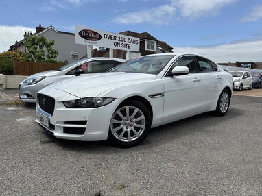 Jaguar Xe 