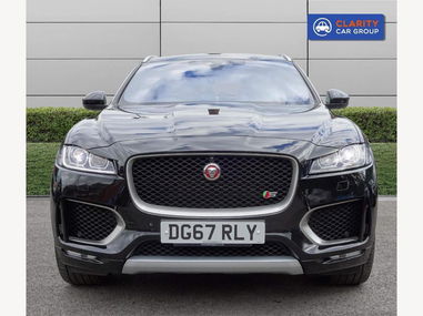 Jaguar F-pace 